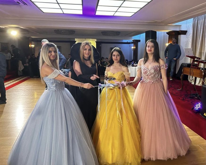 Ursitoare Argeș , animatori și dansuri