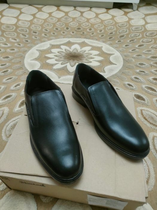 Продам кожаные мужские туфли