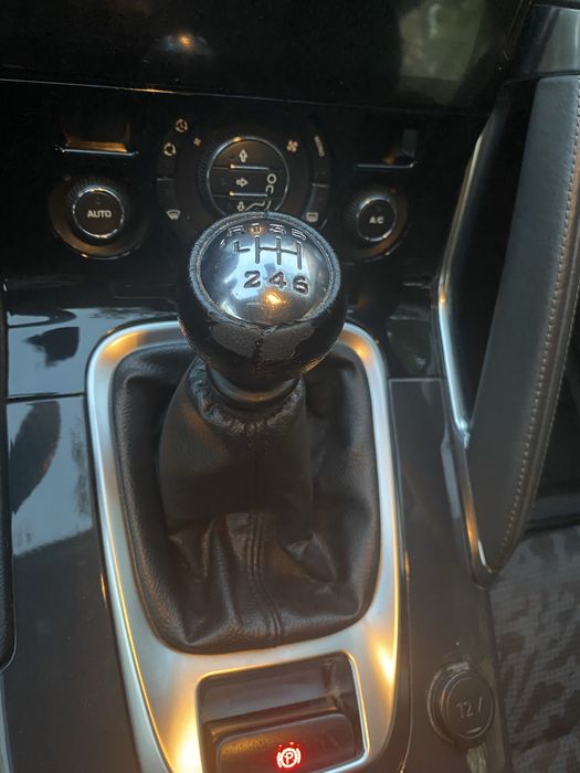 Peugot 3008 - 2011г 1.6D