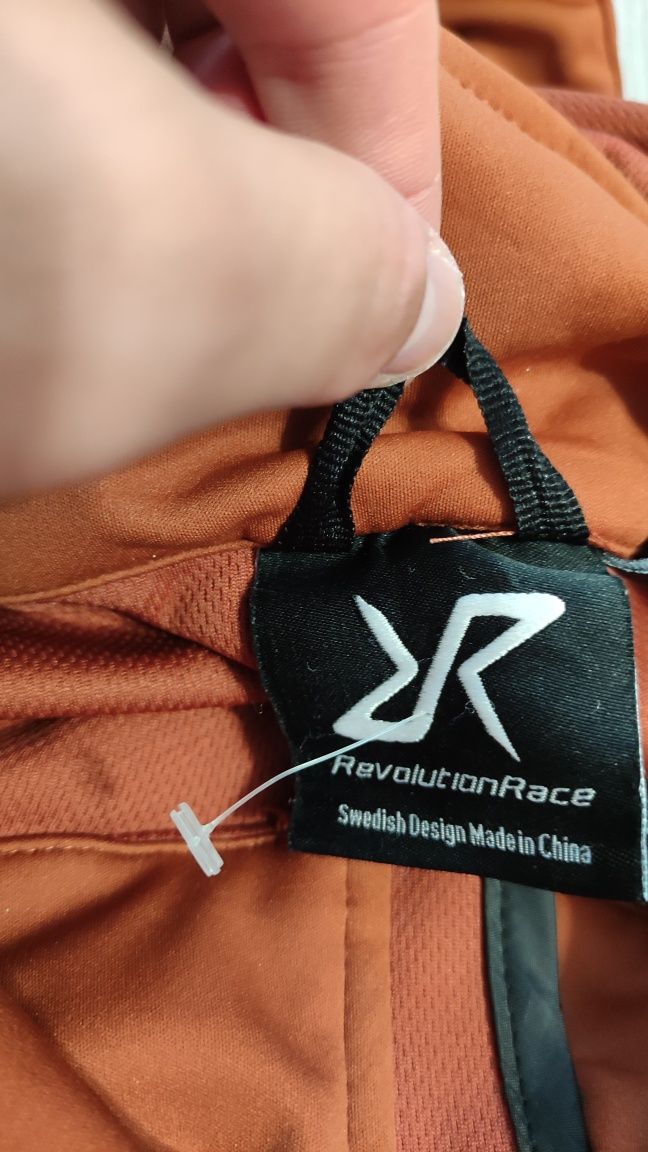 Revolution Race Hybrid Jacket 2.0 Men – XL size