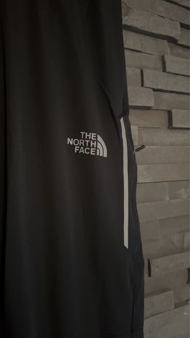 Pantaloni the north face noi