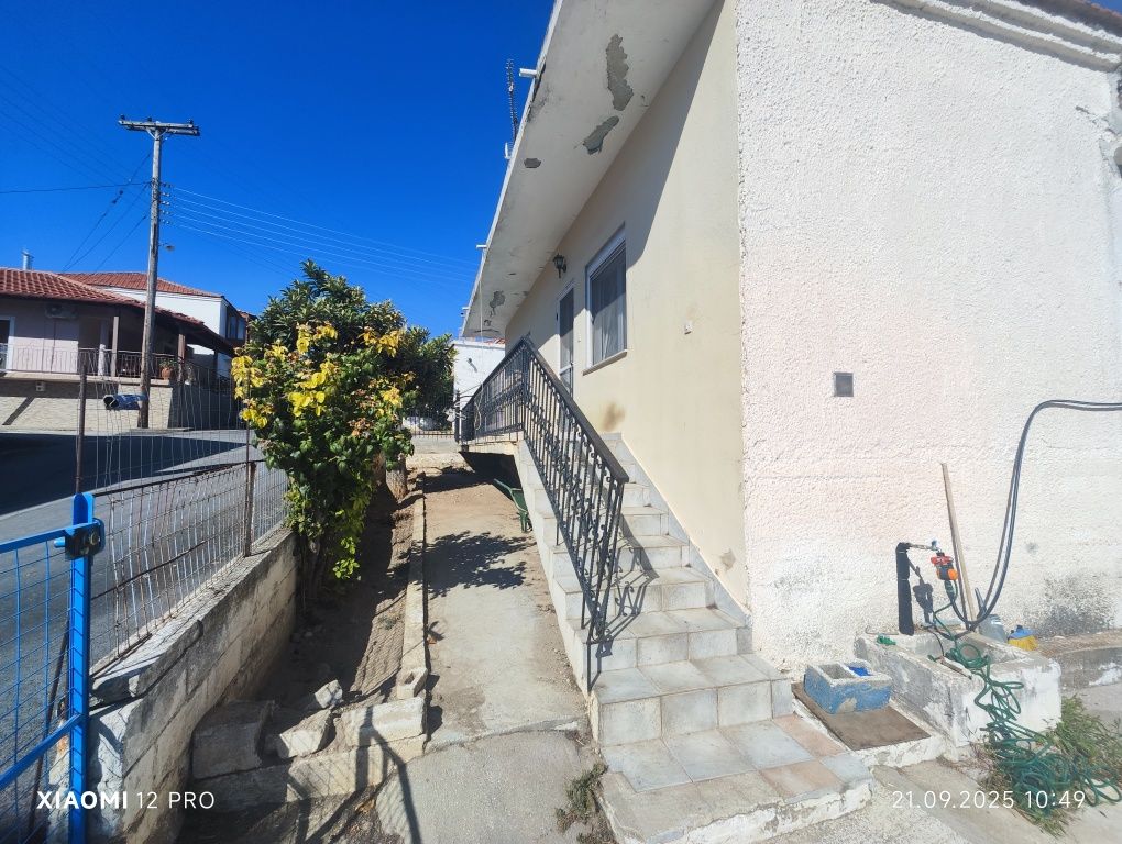 ПРОДАВА самостоятелна къща в село Офринио, Кавала