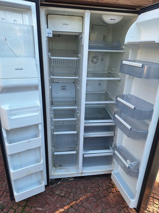 Хладилник с фризер SMEG