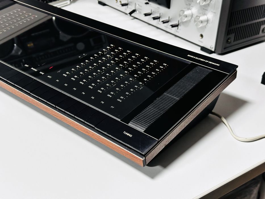 Amplificator/amplituner Bang&Olufsen Beomaster 1600,FM/AM,phono,Aux