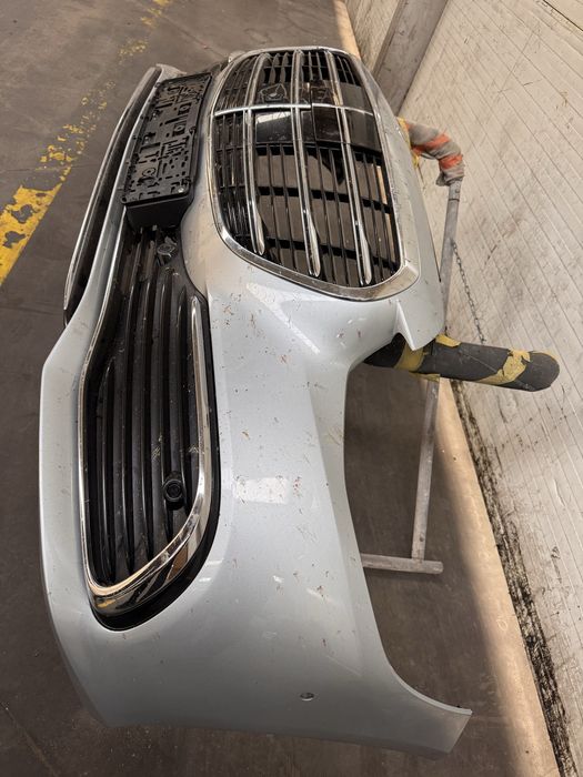 Bara fata Mercedes S223