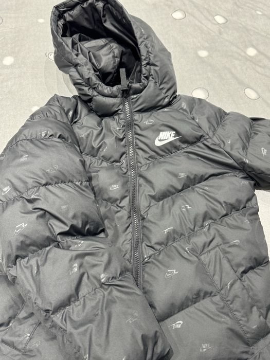 Детско яке Nike размер (м)