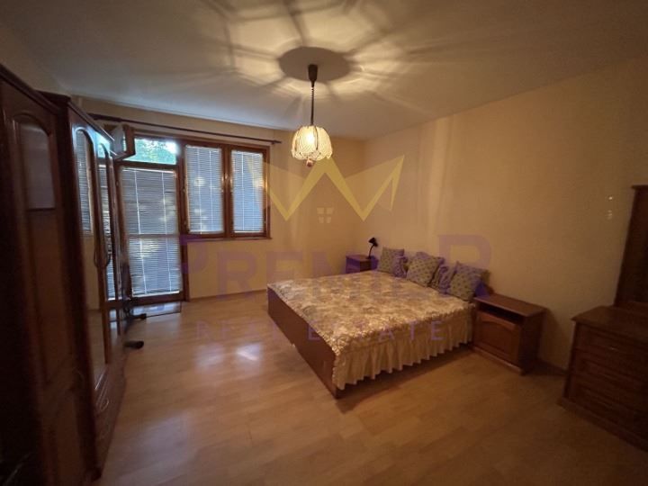Къща в Бургас, област-с.Кошарица площ 299 цена 290000