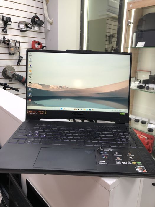 Asus TUF GAMING A15 (p25)