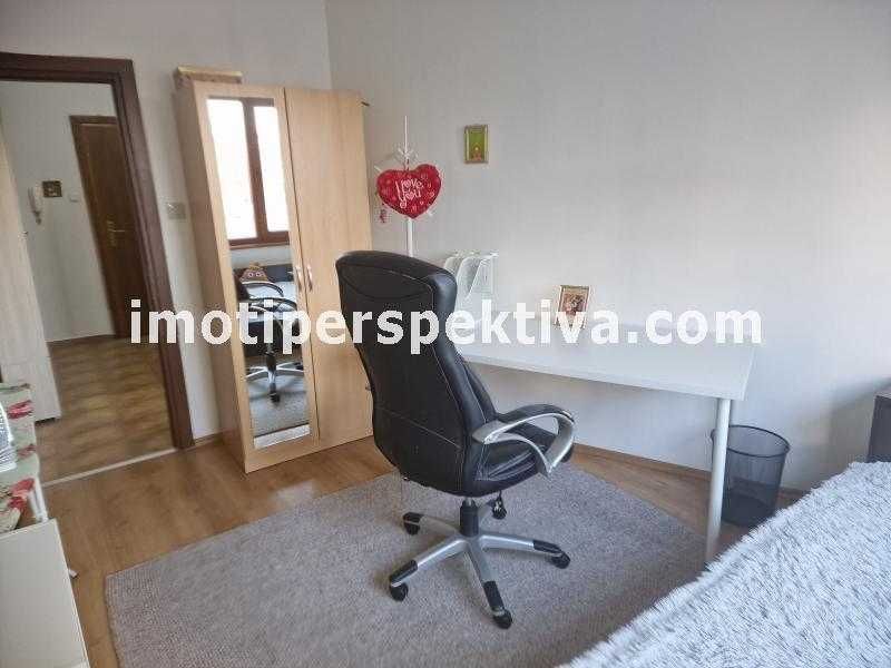 Продава се Тристаен апартамент в Пловдив, Христо Смирненски - 97 кв.м за 1526 €/кв.м - Снимка #11