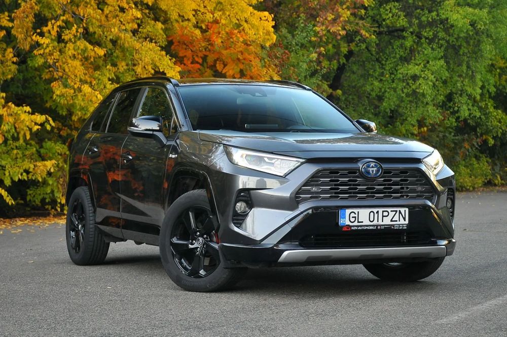 Toyota RAV4 Primul proprietar, istoric la zi in reprezentantă!