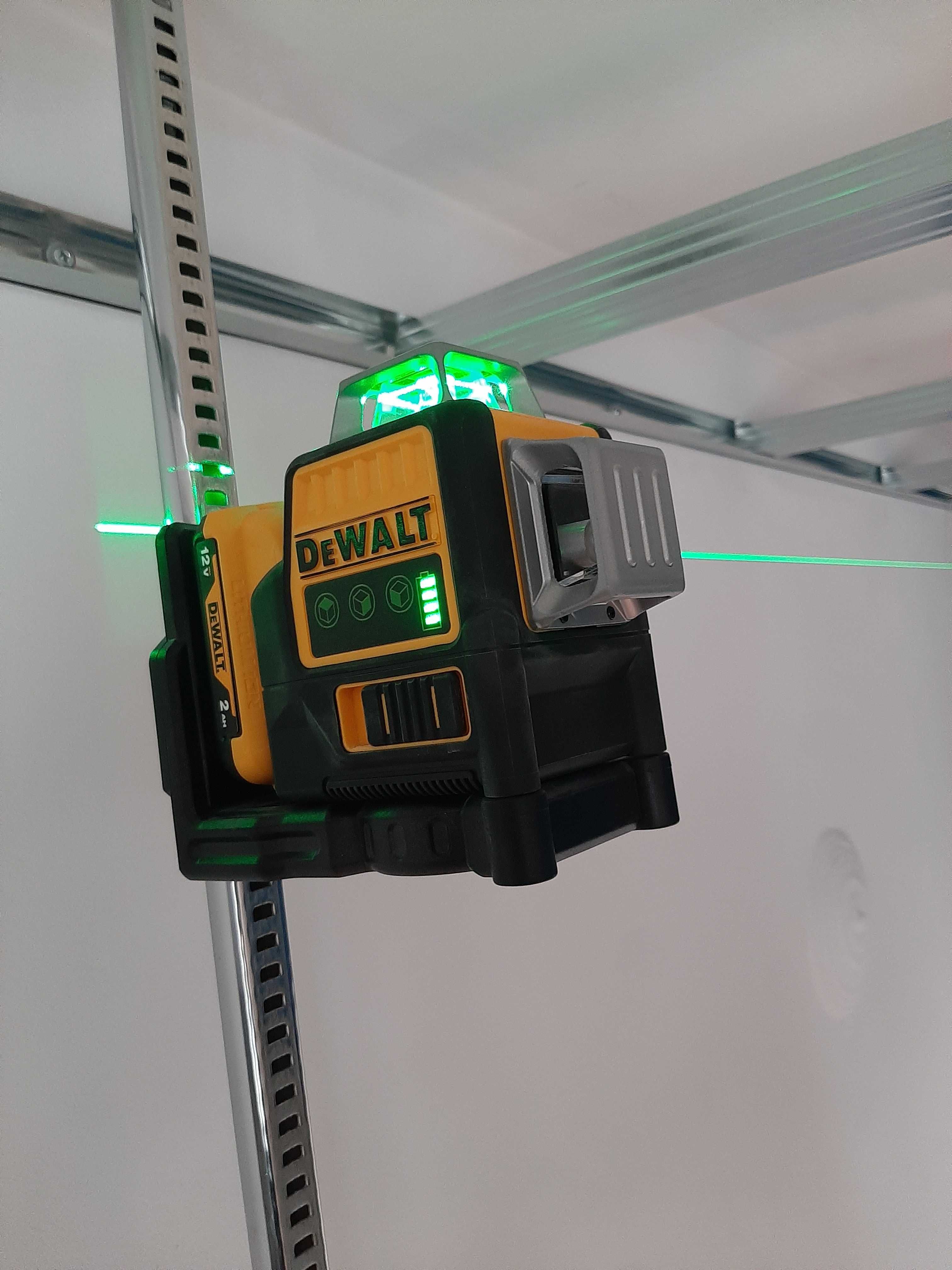 лазерен нивелир Dewalt