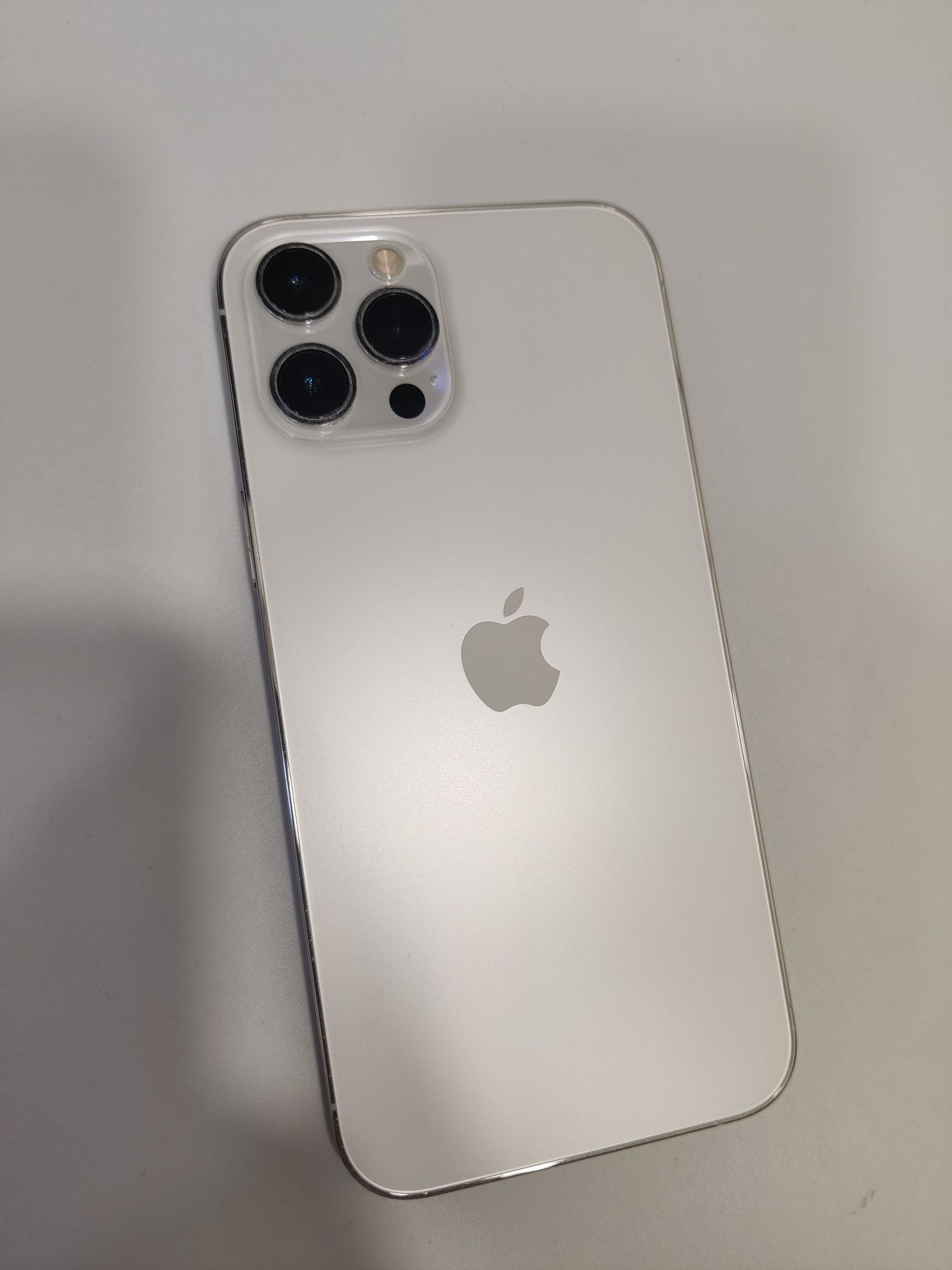Hope Amanet P8 iPhone 12 Pro Max 128GB baterie 82% garanție ! Liber!