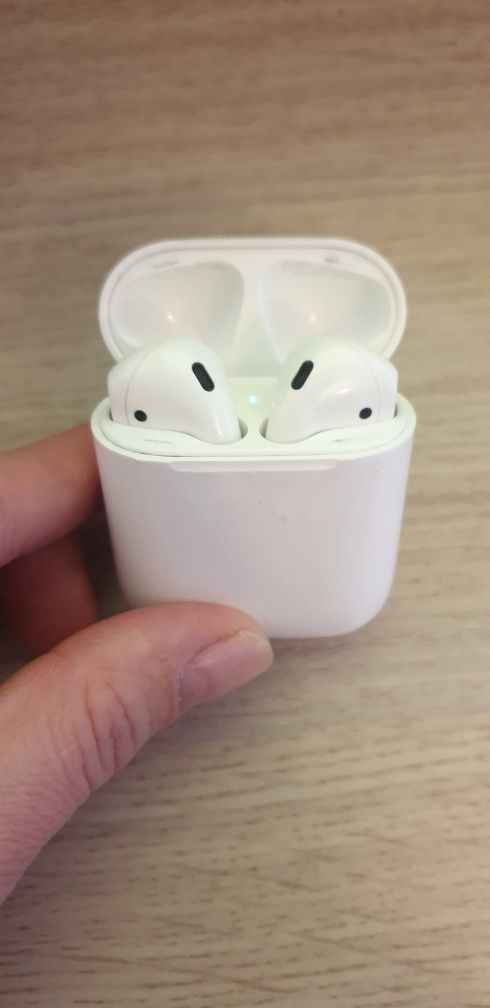 Безжични слушалки airpods