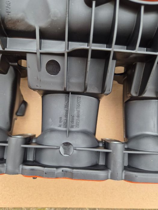 Galerie admisie Noua originala Audi VW 1.8 2.0 TFSI cod 06L133201FR