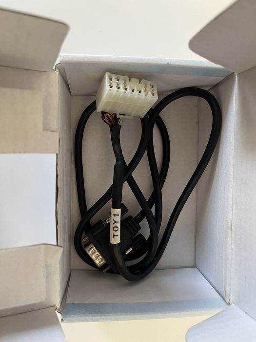 Yatour для тойоты в хорошом состояние