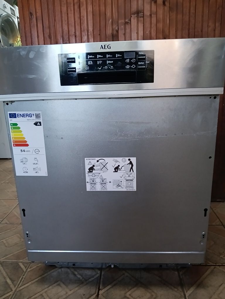 Чисто нова съдомиялна за вграждане АЕГ AEG XXL A+++ 2 години Гаранция!