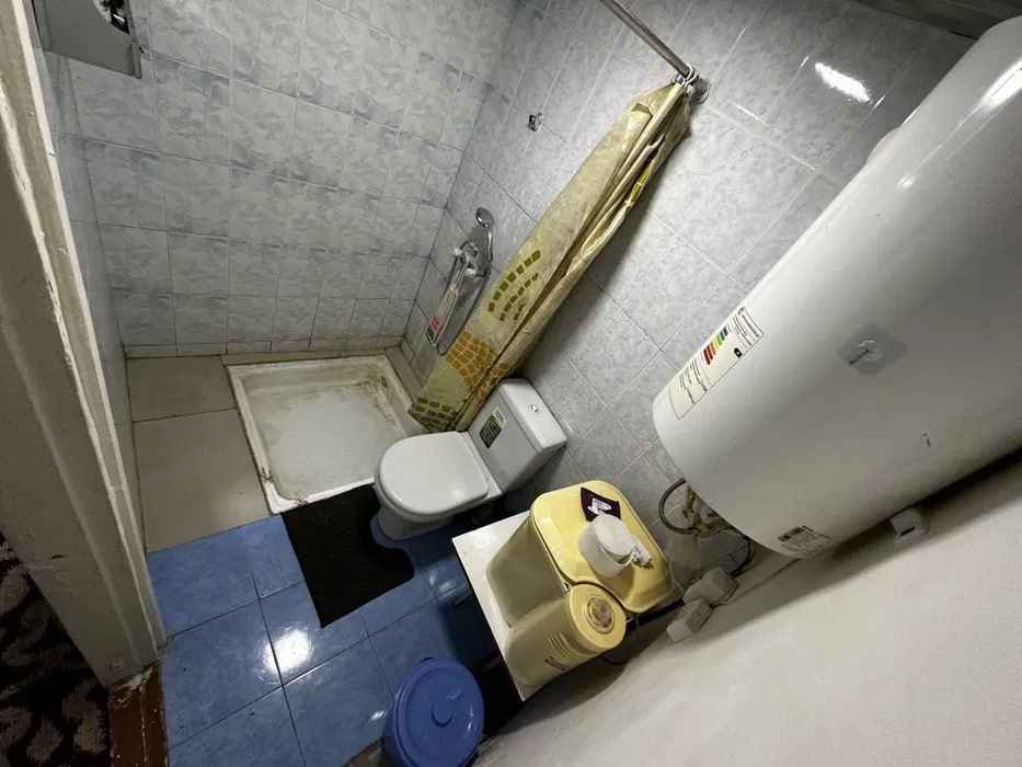 Tezda 3 xonali kvartira hovli  beriladi