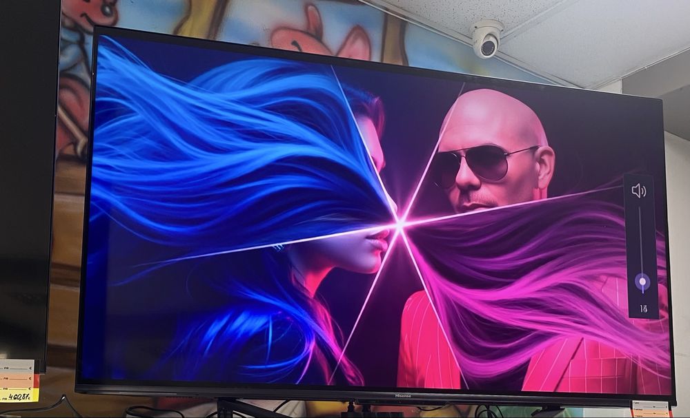 Телевизор Hisense 55 138 см.