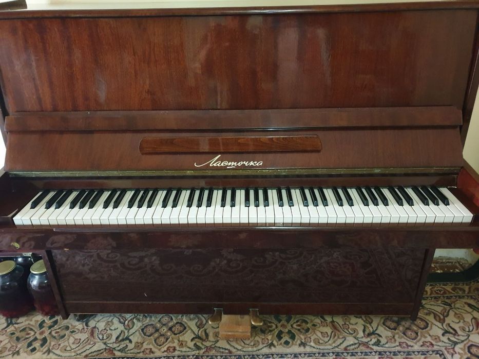 Fortepiano "Ласточка"