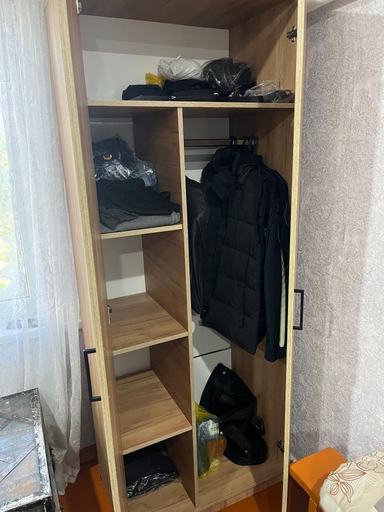Шкаф для одежды,