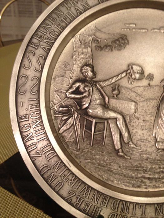 Нови! Немски калаени чинии за стена Lindenwirtin и Картоиграчи