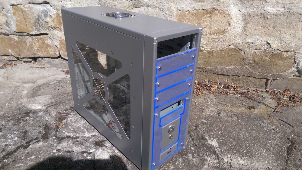 алуминиева PC ATX кутия 2004
