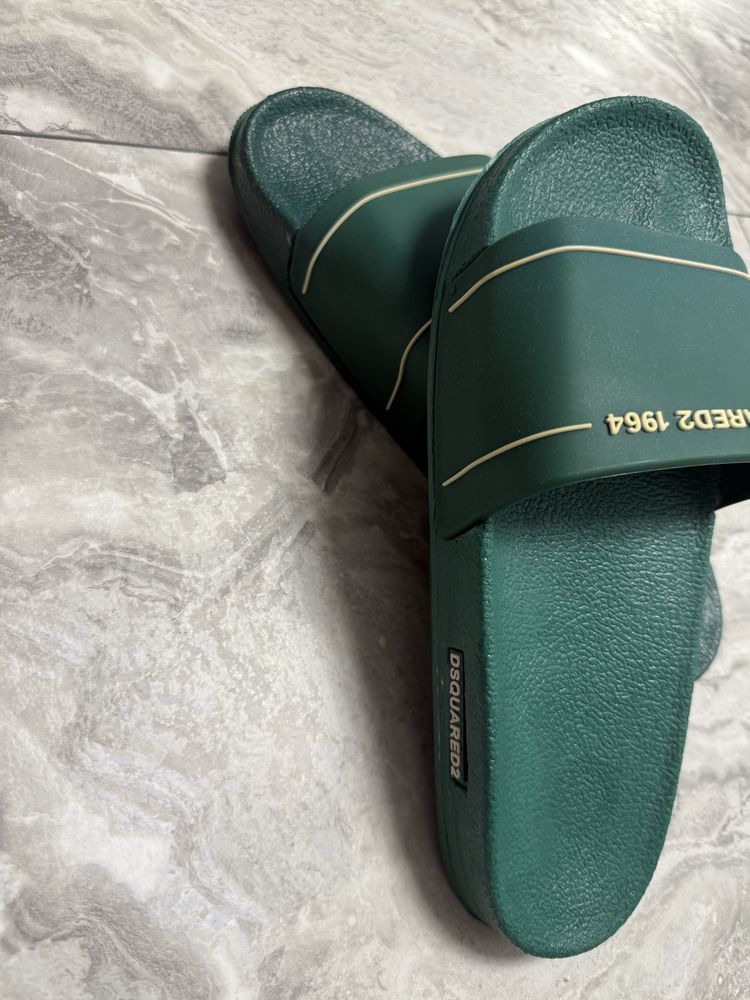 Papuci dsquared 2