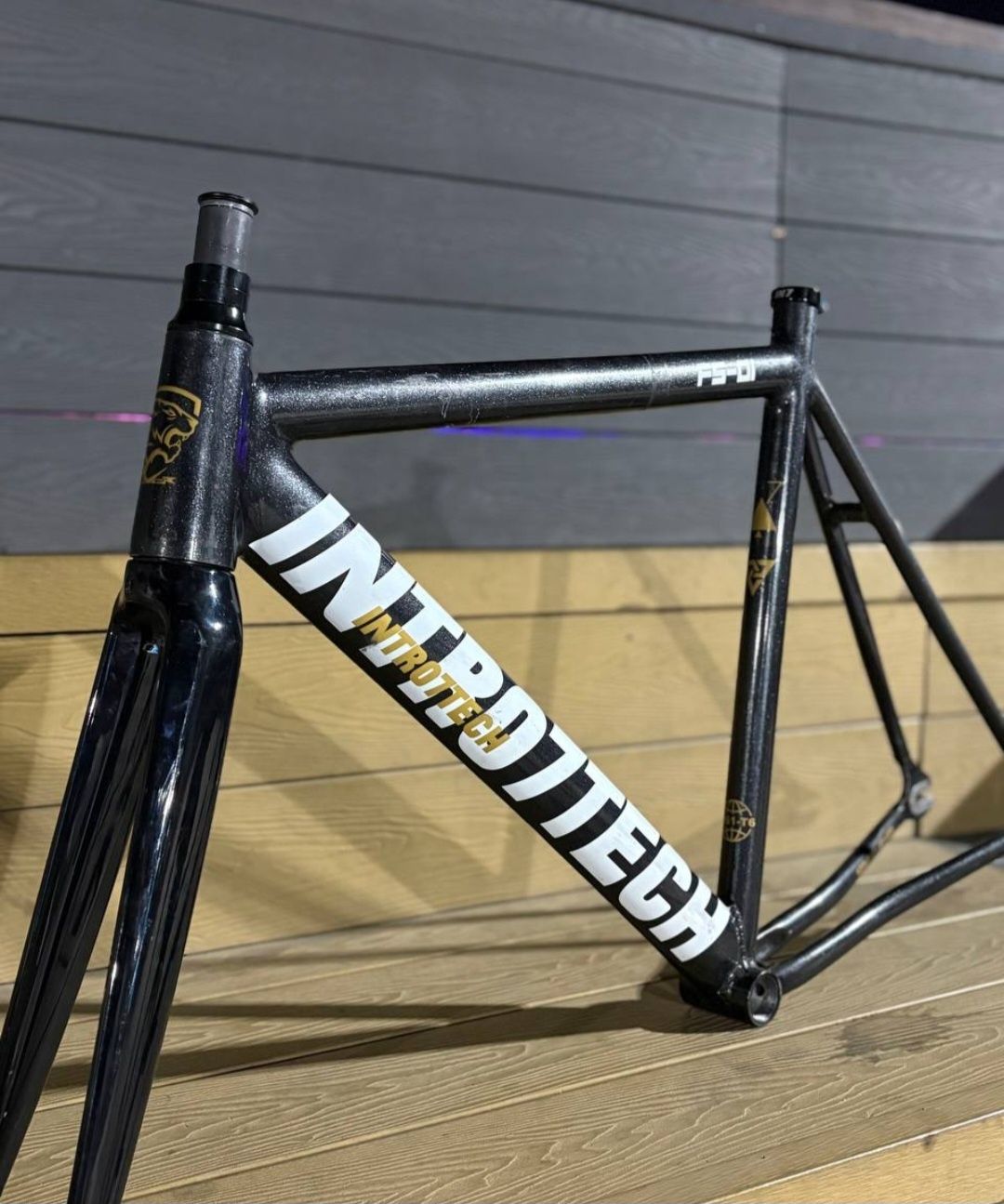 Фикс,intro7tech fs01,fixed gear,велосипед