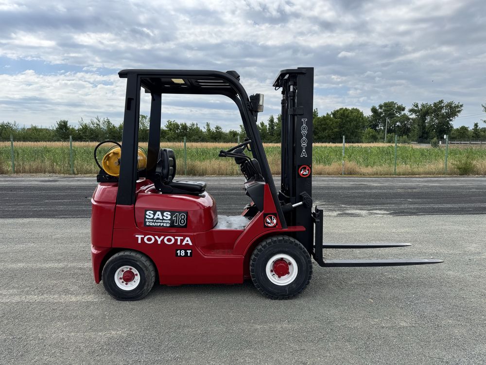 Stivuitor toyota an 2001 stare impecabila