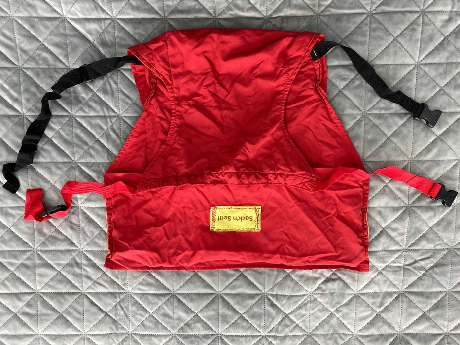 Текстилна бебешка седалка