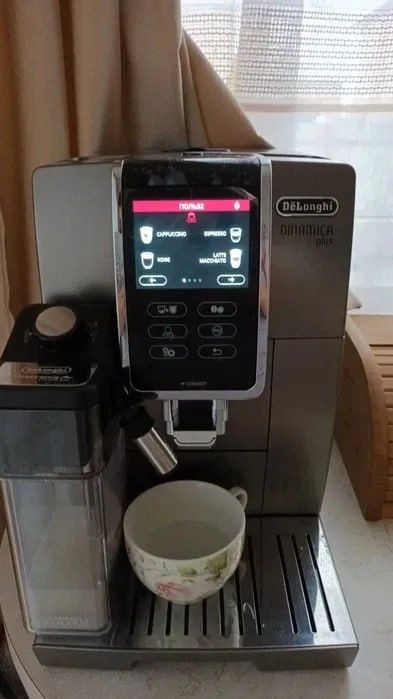 Кофе машина от Delonghi dinamica plus есть в наличии!!