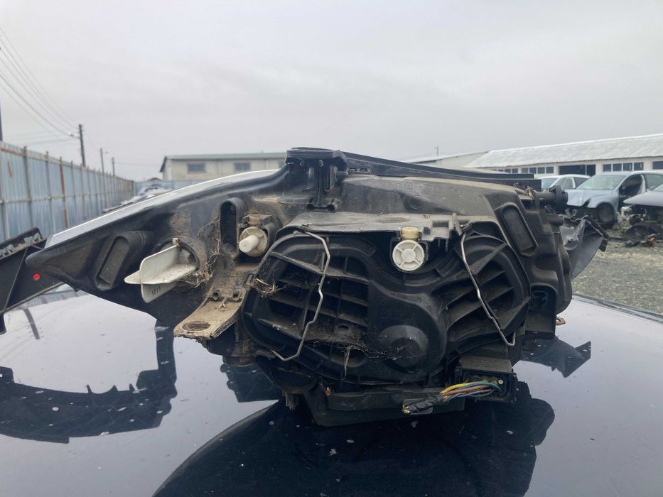 Фар фарове ляв десен бмв е87 bmw e87 фейслифт