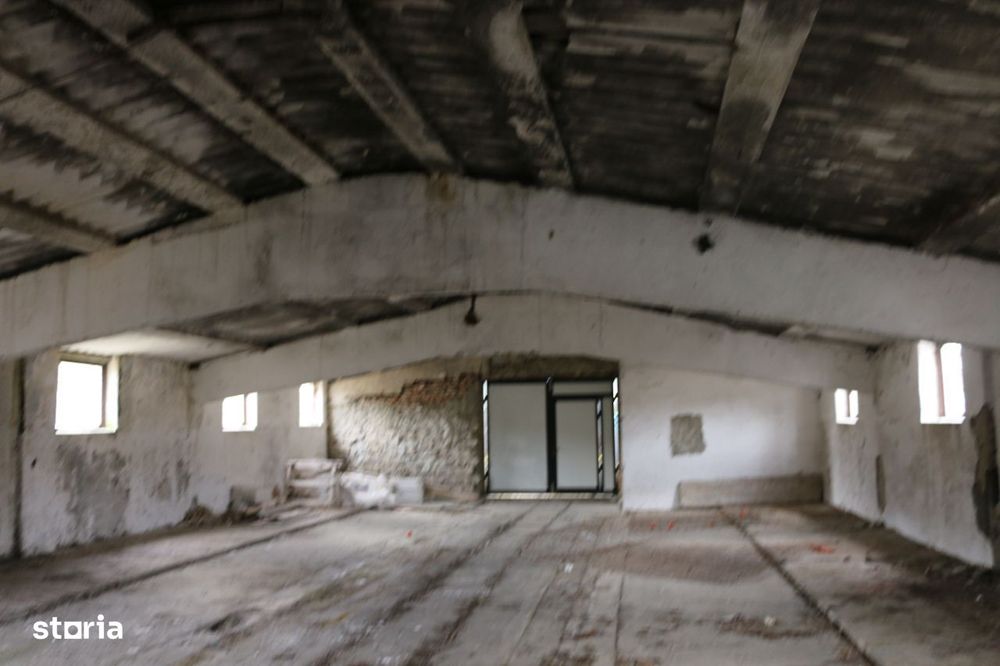 Hală de vanzare în Lețcani – 600 mp