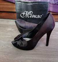 Обувки от Мегияс