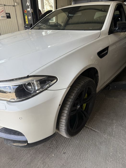 Челен удар бмв ф10 м5 bmw f10 m5 предница