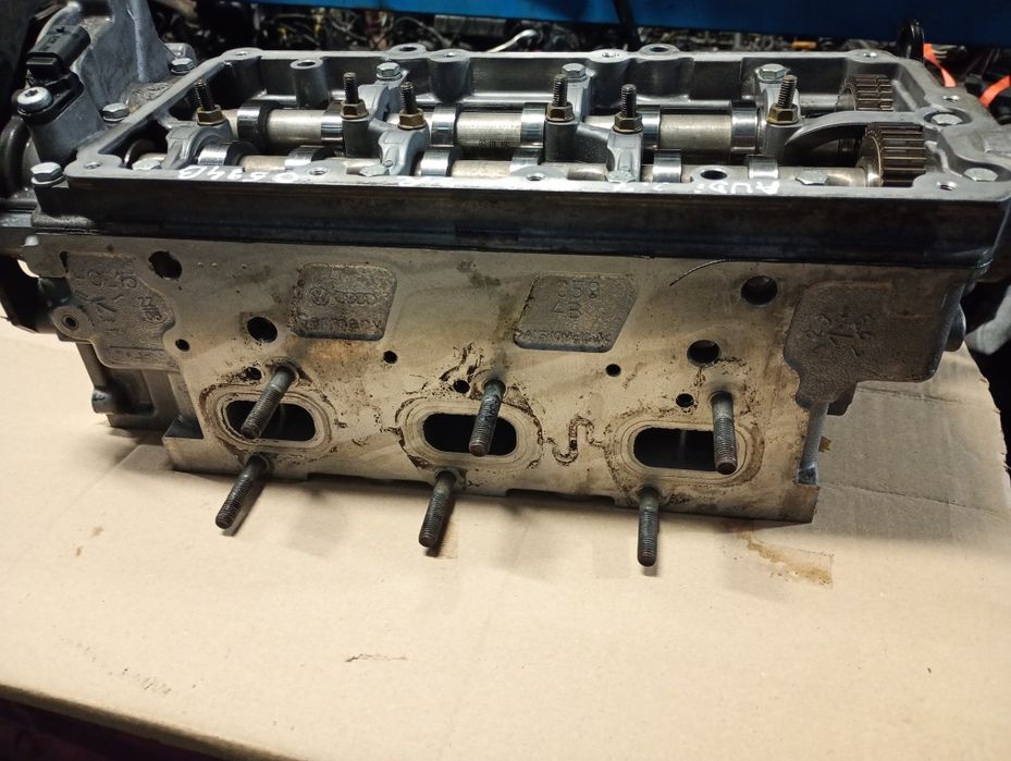 Chiulasa chiuloasa completa partea dreapta audi a4 a5 a6 2.7tdi 3.0tdi