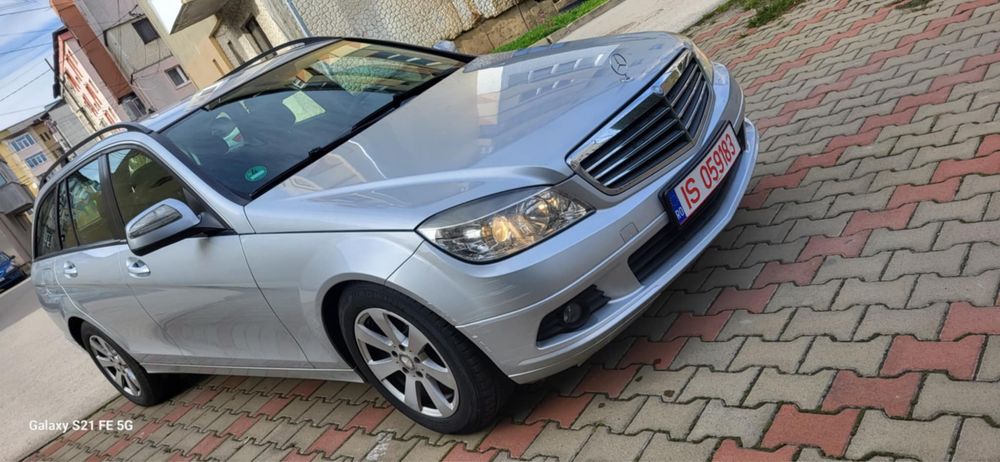 mercedez benz C220 an 2008.
