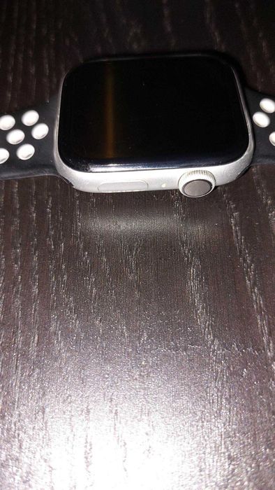 iWatch Series 4 - 4.4 mm - Клауднат