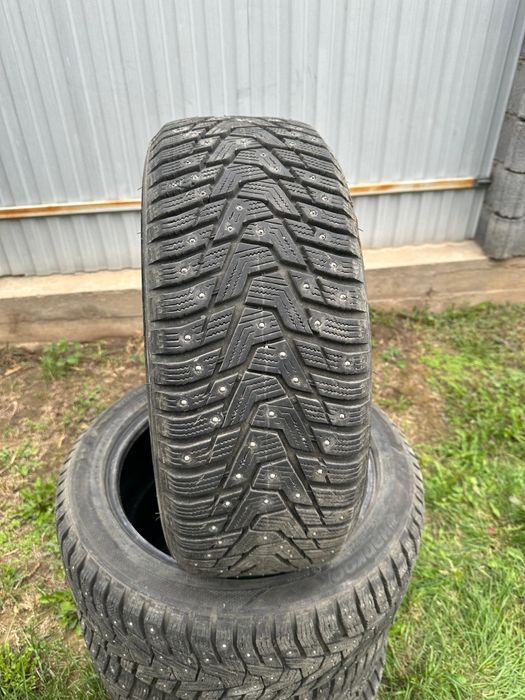 Продам шины Hankook шипованные