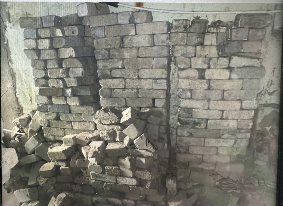 Продам кирпичи . Бу . 15000 за все .