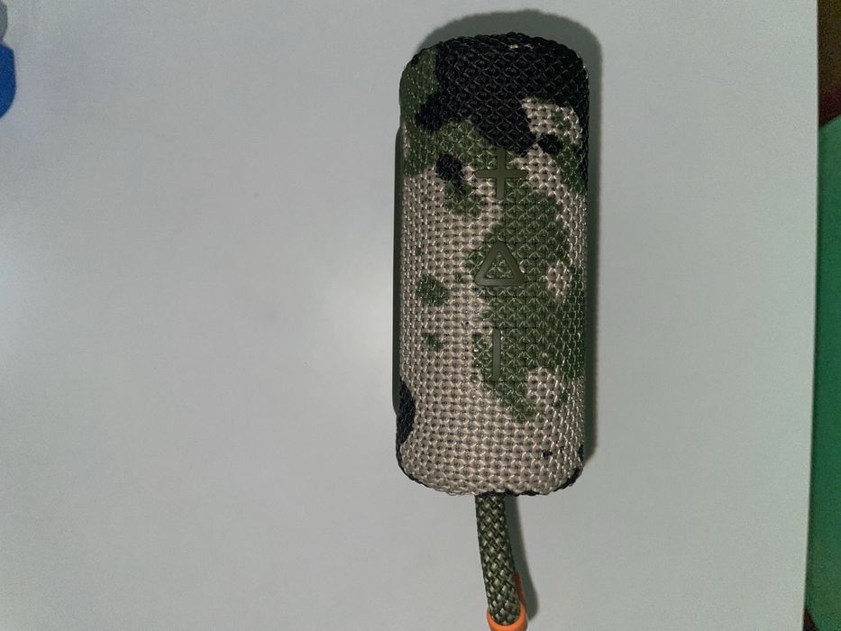 Тонколона JBL GO3