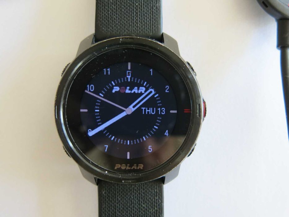 Смартчасовник Polar Grit X Outdoor Multisport GPS, M/L, черен