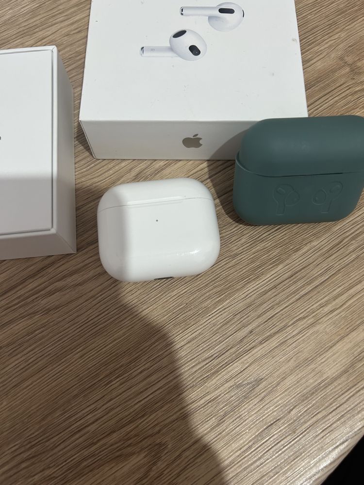 Airpods 3 поколения