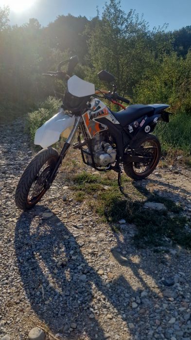 Vând bashan bs125gy-6 2015 cu acte în regula