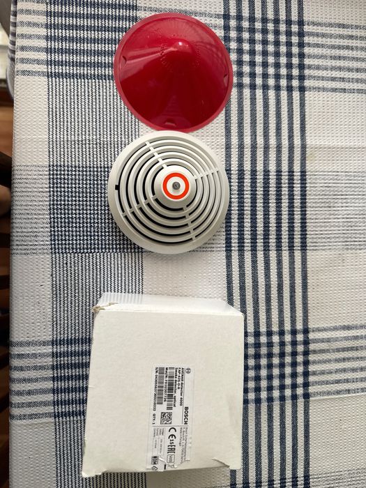 Bosch пожарные извещатели - дымовые, тепловые, комбинированные.