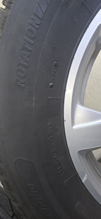 Set jante, plus doua seturi de cauciucuri de iarna 235/65 R17 108H SUV