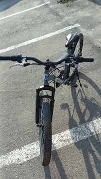 Vând bicicleta VELORS 26 "