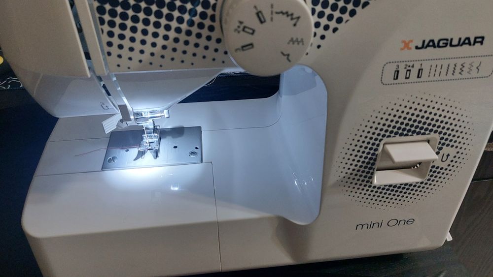 Швейная машинка Jaguar mini