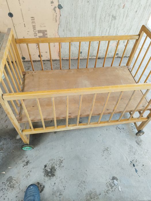 Кроватка детская