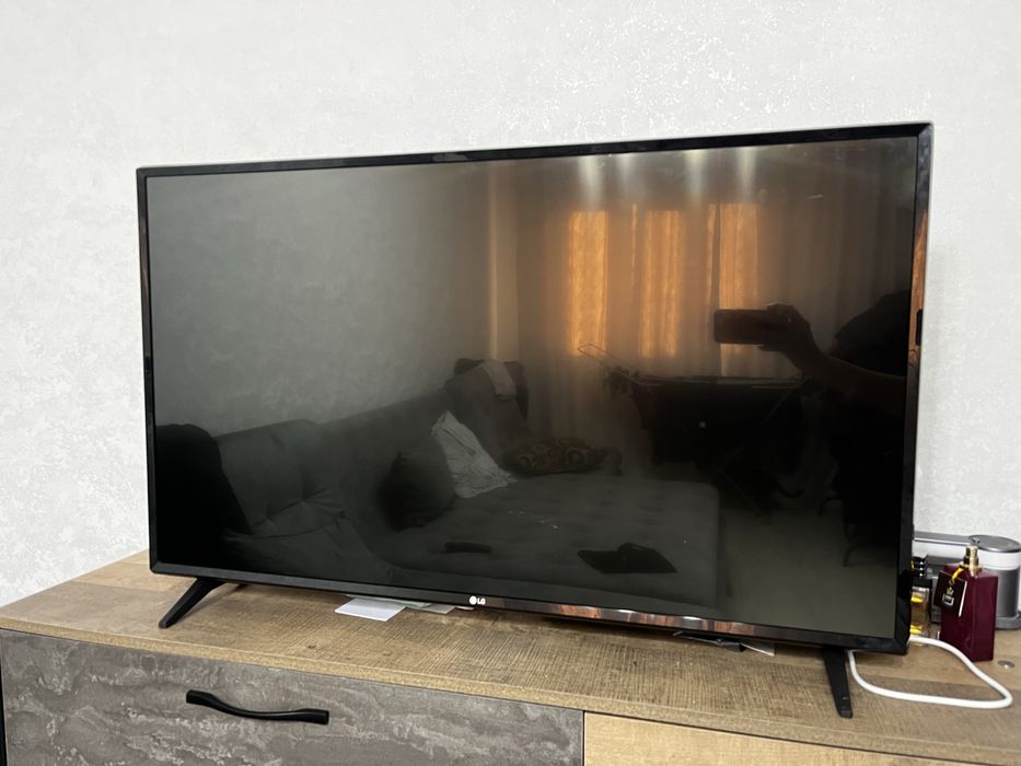 Продам телевизор